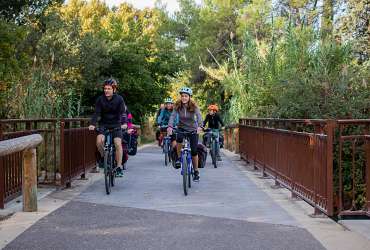 Découvrir la Provence à vélo : Voyager en famille dans le Luberon 