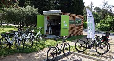 Bee's Lourmarin Stations