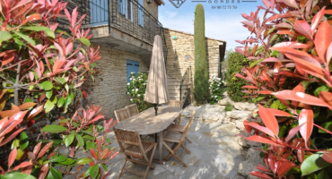 Locations saisonnières - Domaine Les Bastidons