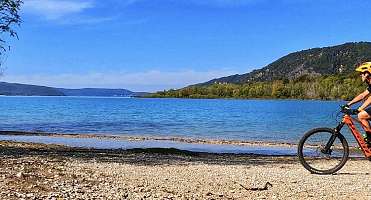 Espace VTT-FFC FFCT Provence Alpes - Électrique - Les contreforts du Lac - Niveau Bleu 