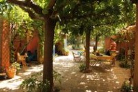 Gîte de groupe - Vue sur le Patio - Poterie de Pierroux