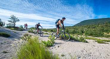 Espace VTT-FFC - Des Sources aux Gorges du Verdon - Circuit n°23 : Le tour de Barbin