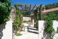 entree-jardin-maison-moulin-de-marchand.jpg entree-jardin-maison-moulin-de-marchand.jpg