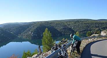 Les Basses Gorges by electric bike and canoe