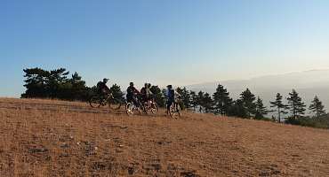 Circuit VTT n°25 - Petit tour sur les crêtes du Grand Luberon