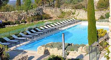 Locations saisonnières - Domaine Les Bastidons