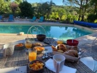 Petit déjeuner Petit déjeuner