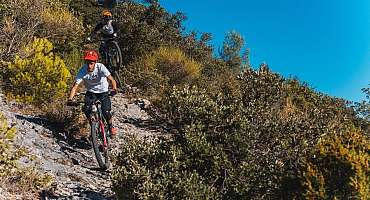 Rando Vaucluse - Parcours VTT N° 42 Autour du Mur de la Peste